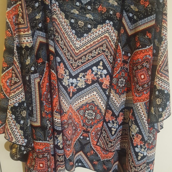 Cardigan/Kimono - Picture 2 of 3